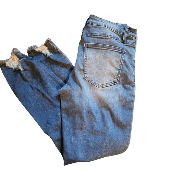 Ceros Light/Medium Distressed Stretch Crop Jeans, Size 29 (US 8) - Picture 4 of 6